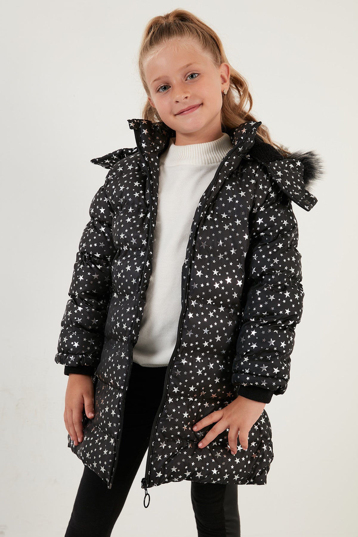 Lela Yakası Suni Kürklü Yıldız Desenli Çıkarılabilir Kapüşonlu Peluş Astarlı Kışlık Kız Çocuk Mont 5760031 SİYAH