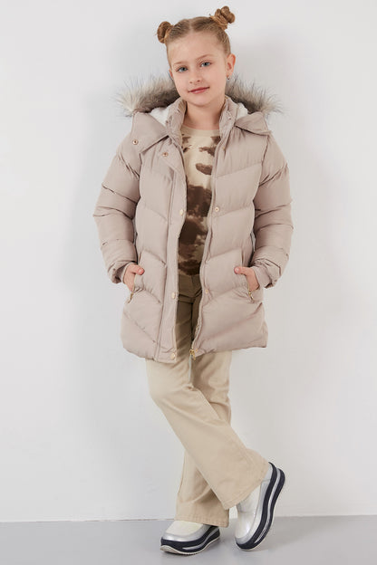 Lela Yakası Suni Kürklü Peluş Astarlı Kapüşonlu Kışlık Şişme Kız Çocuk Mont 6035018 TAŞ